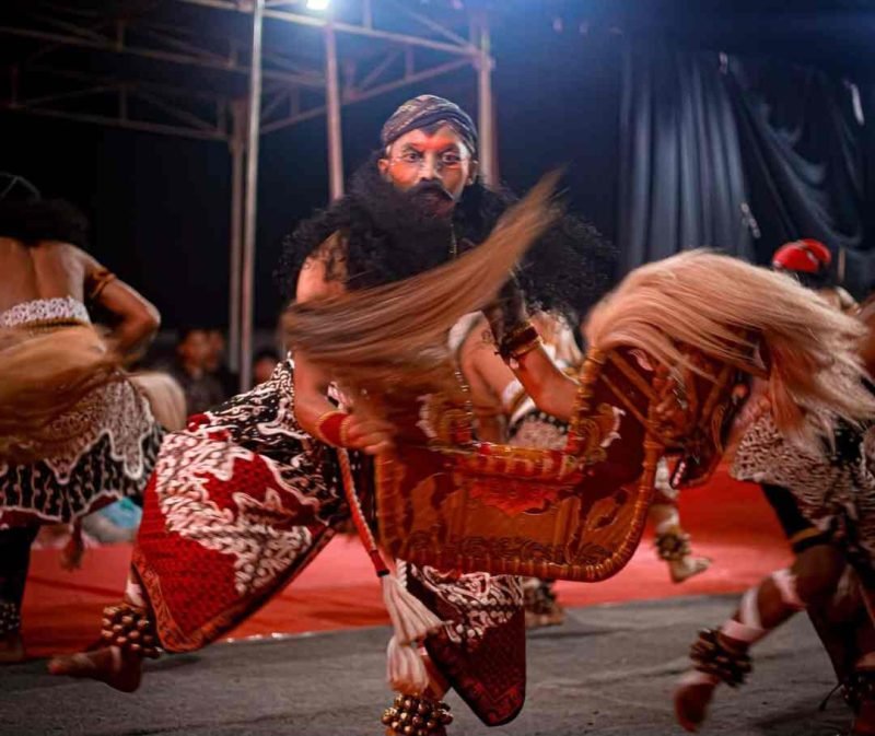 Kesenian kuda lumping Temanggung.