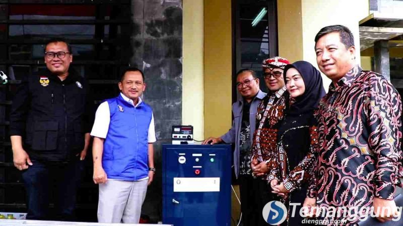Pemkab Temanggung memperkenalkan teknologi plasma ozon untuk perpanjang masa simpan panen, bekerja sama dengan Universitas Diponegoro (Undip) Semarang. 