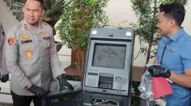 Pers rilis percobaan pencurian disertai pengrusakan mesin Anjungan Tunai Mandiri (ATM) yang terjadi di halaman Kantor Kecamatan Kedu, Kabupaten Temanggung, Jawa Tengah.